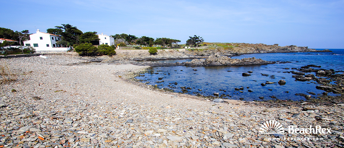 Spain - Comarques gironines -  Cadaqués - Beach des Caials