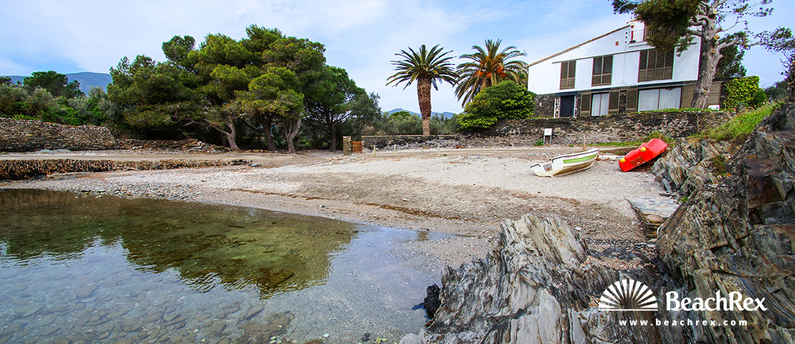 Spanien - Comarques gironines -  Cadaqués - Strand de sa Confitera