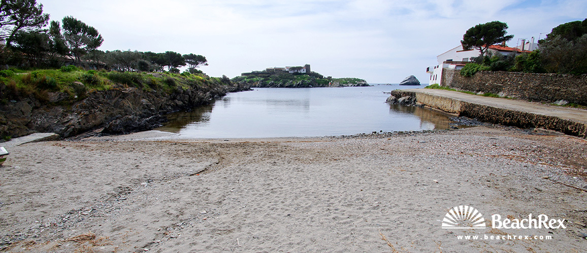 Spanien - Comarques gironines -  Cadaqués - Strand de sa Confitera