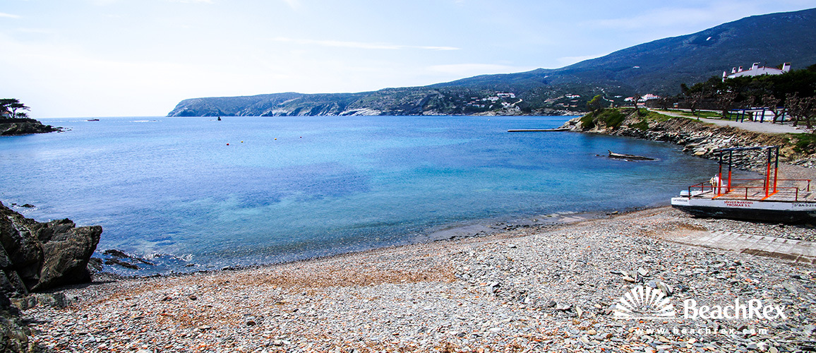 Spain - Comarques gironines -  Cadaqués - Beach Ses Oliveres