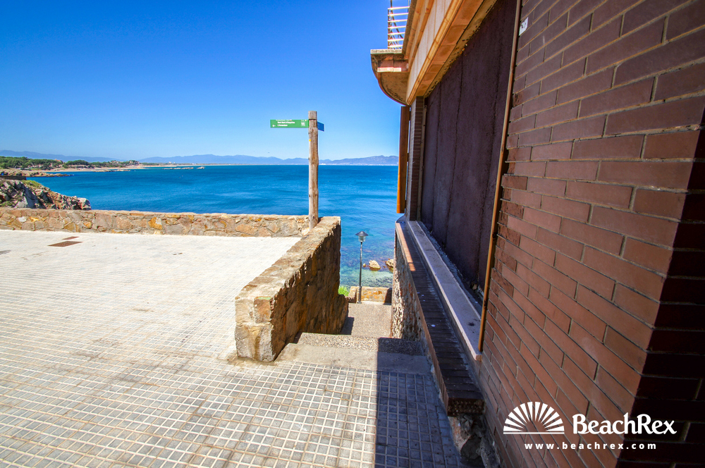 Spanien - Comarques gironines -  L'Escala - Strand Baixada Monjo