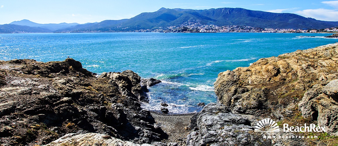 Spain - Comarques gironines -  Llanca - Beach Petita del Futaner