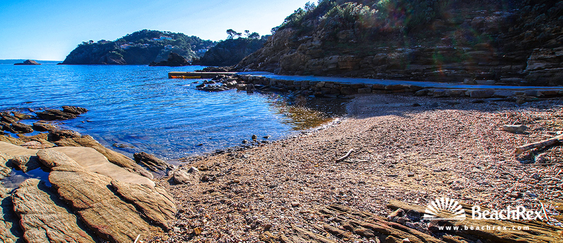 France - Var -  Bormes-les-Mimosas - Beach de Porto Fino