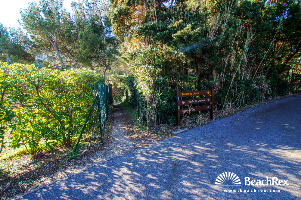 France - Var -  Bormes-les-Mimosas - Beach des Fouirades