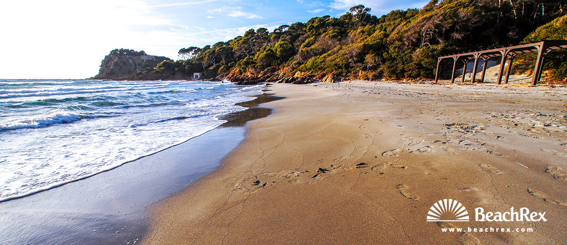 France - Var -  Bormes-les-Mimosas - Beach du Luxembourg