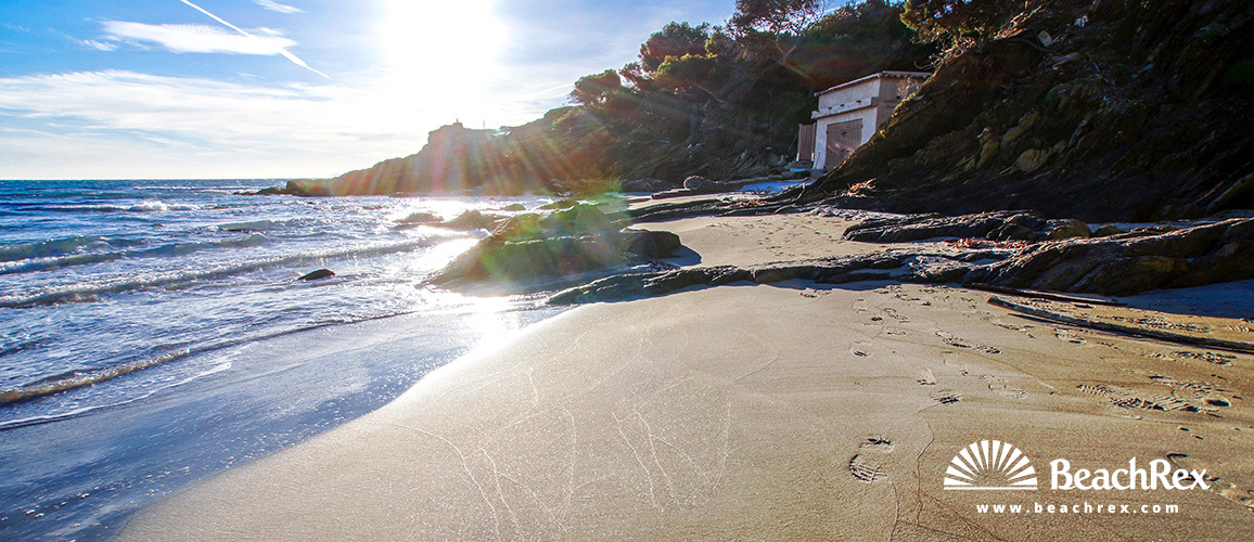 France - Var -  Bormes-les-Mimosas - Beach Bormes