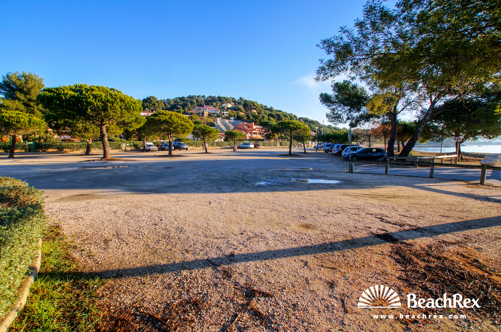 France - Var -  Bormes-les-Mimosas - Beach Chapelle Saint-Georges