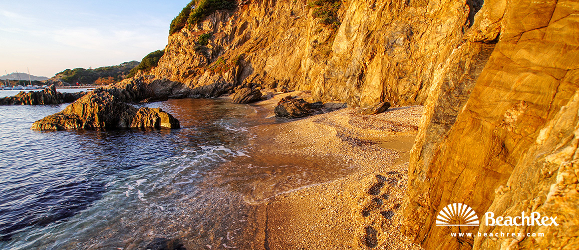france - Var -  Hyères - Plage Petite Corniche