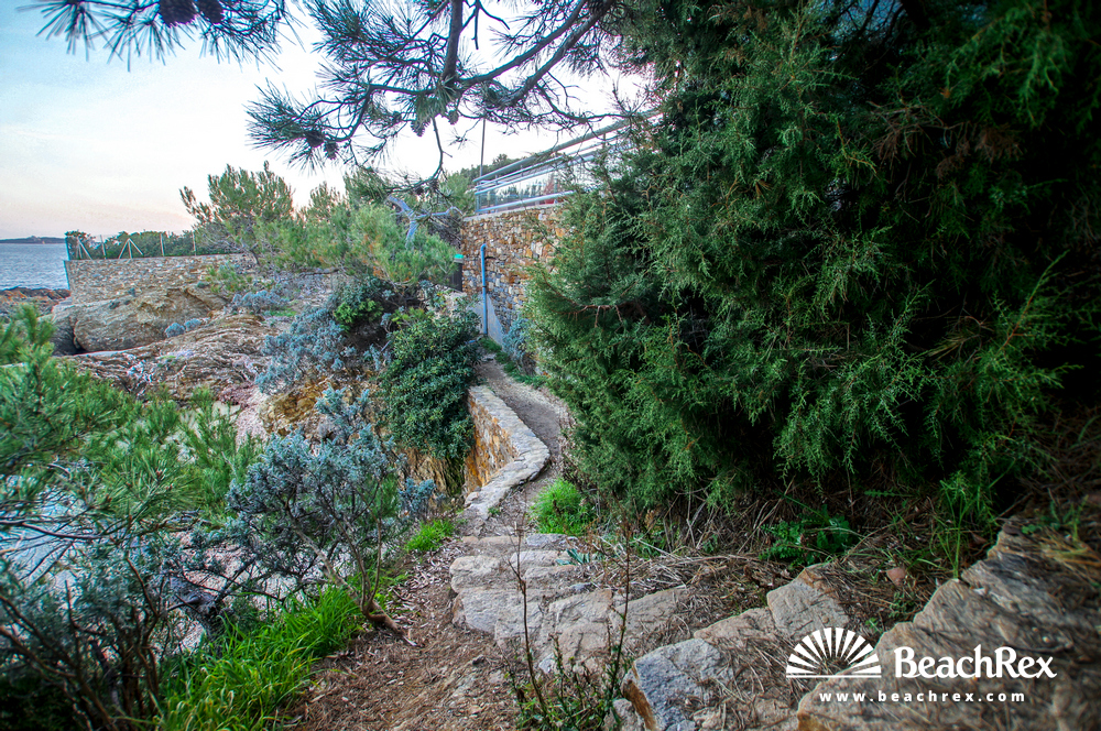 france - Var -  Hyères - Plage Petite Corniche