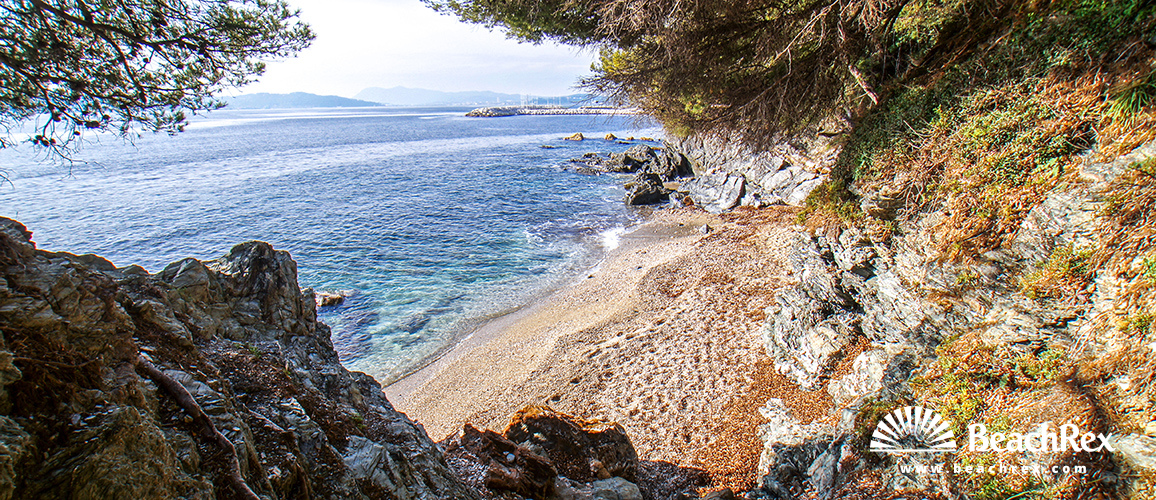 france - Var -  Toulon - Plage de la Residence