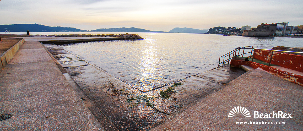 france - Var -  Toulon - Plage du Mourillon
