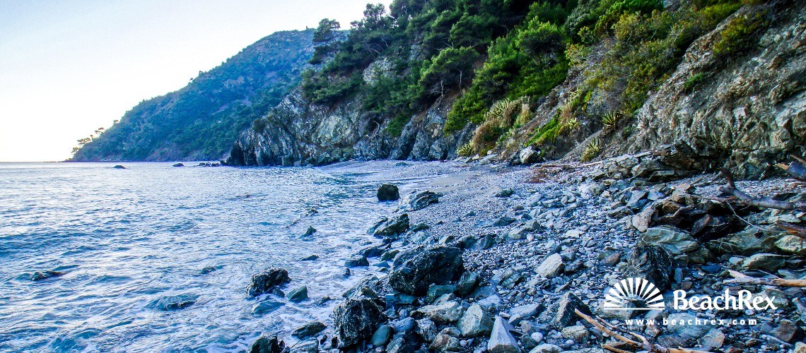 france - Var -  La Seyne-sur-Mer - Plage Naturiste du Saint-Selon