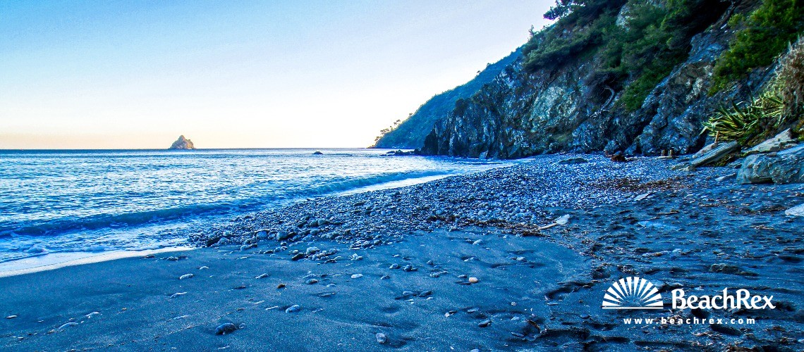 france - Var -  La Seyne-sur-Mer - Plage Naturiste du Saint-Selon
