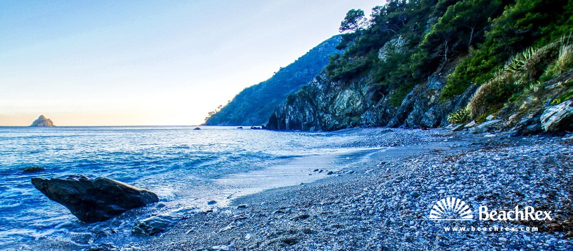 france - Var -  La Seyne-sur-Mer - Plage Naturiste du Saint-Selon