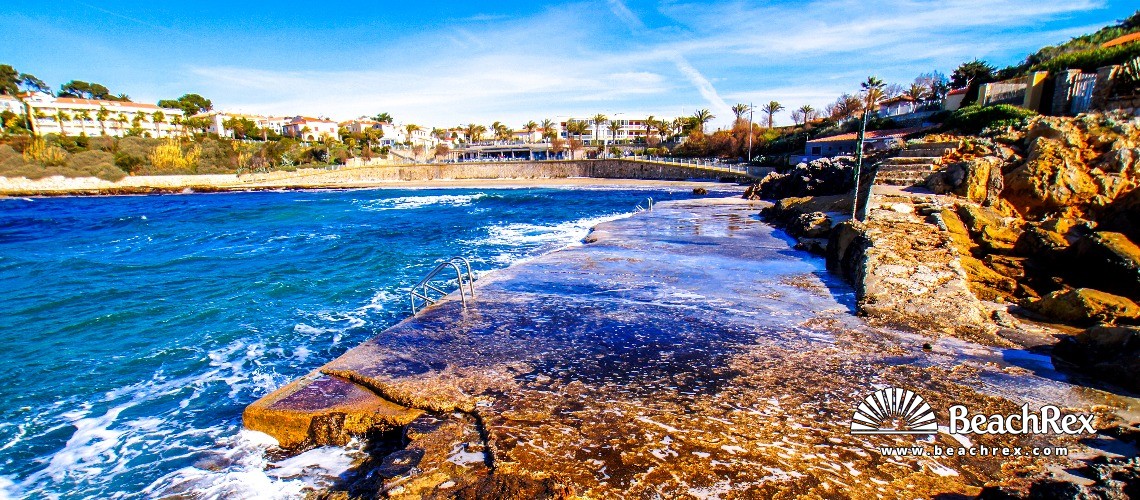 France - Var -  Sanary-sur-Mer - Beach de Portissol