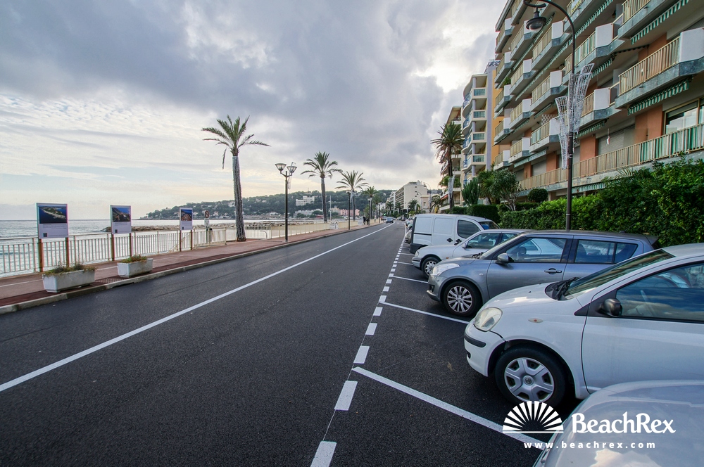 France - AlpesMaritimes -  Roquebrune-Cap-Martin - Beach Carnoles