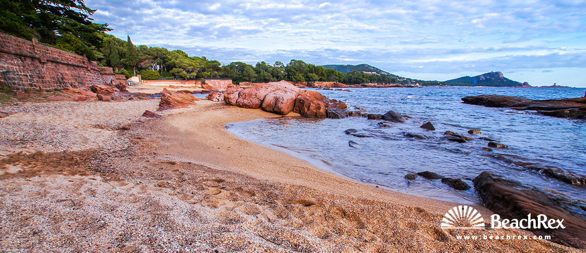 France - Var -  Saint-Raphaël - Beach du Val Fleuri