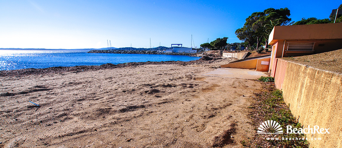 france - Var -  Roquebrune-sur-Argens - Plage des Peiras