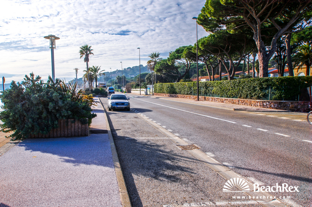 France - Var -  Sainte-Maxime - Beach Sian Proun