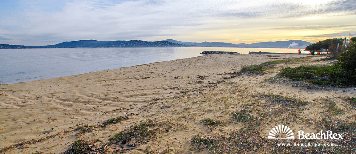 France - Var -  Grimaud - Beach du Vieux Moulin