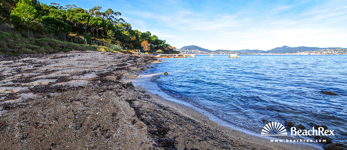 France - Var -  Saint-Tropez - Beach Criques des Graniers