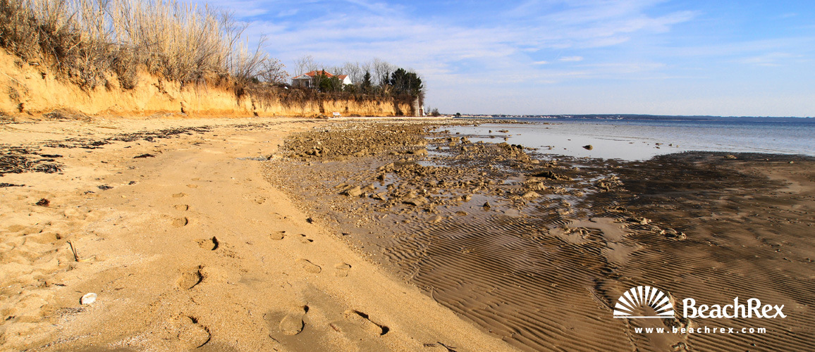Croatia - Dalmatia  Zadar -  Privlaka - Beach Mletak