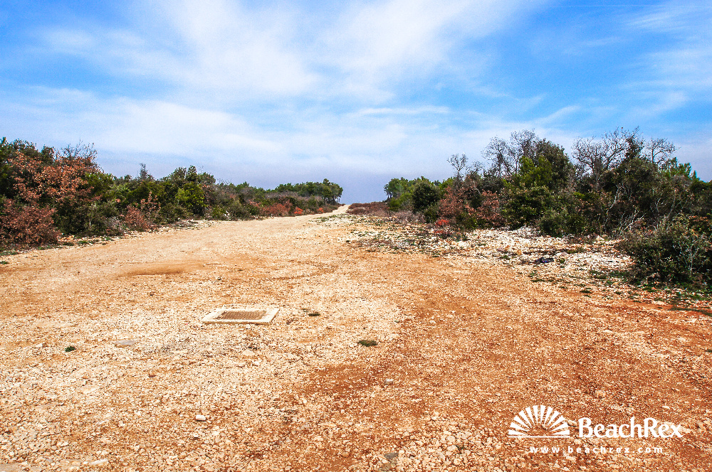 Croatie - Dalmatie  Zadar -  Biograd na Moru - Plage Lumbrak