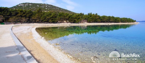 Hrvatska - Dalmacija  Šibenik -  Tisno - Plaža Jazina