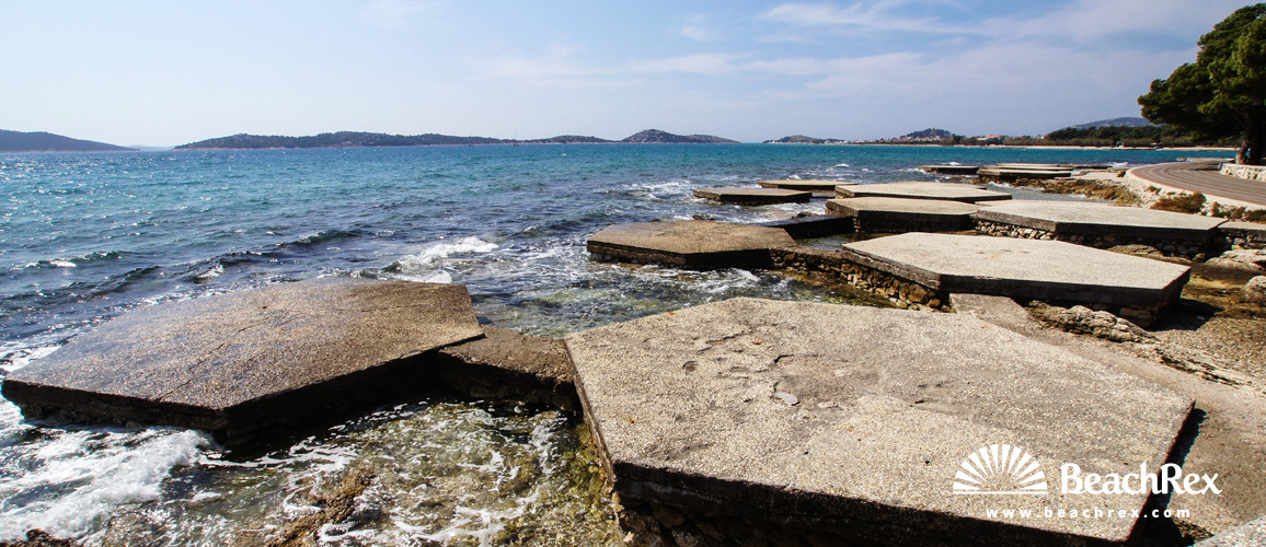Hrvaška - Dalmacija  Šibenik -  Vodice - Plaža Heksagon