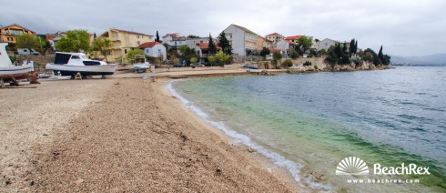 Croatie - Dalmatie  Šibenik -  Brodarica - Plage Luka