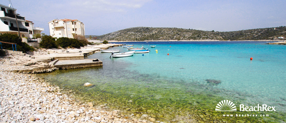 Croatie - Dalmatie  Šibenik -  Dvornica - Plage Rina
