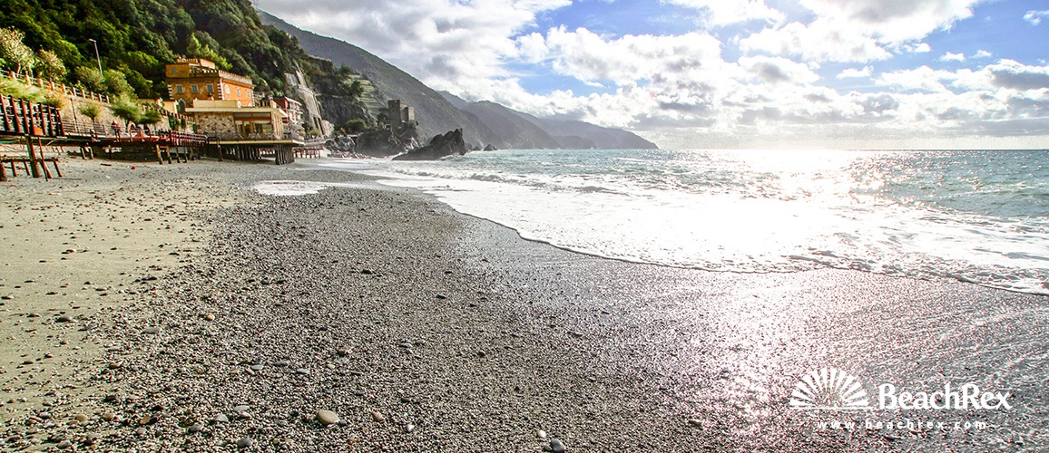 Italien - Liguria -  Monterosso al Mare - Strand Fegina