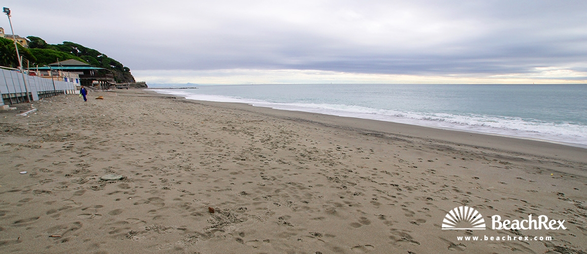 Italia - Liguria -  Celle Ligure - Spiaggia Piani