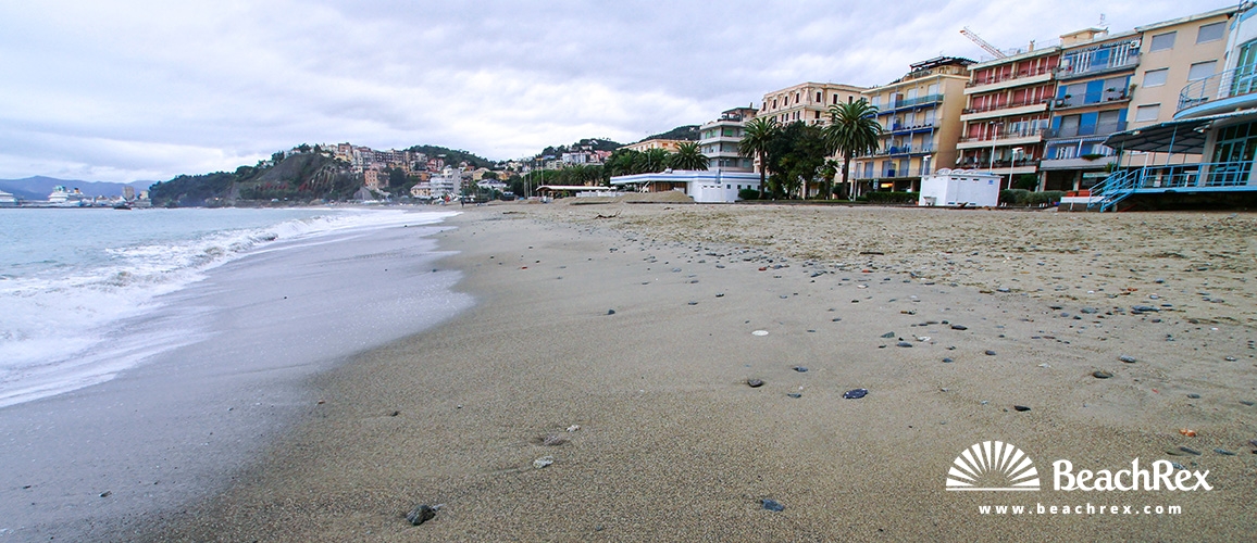 Italy - Liguria -  Albisola Marina - Beach Albisola