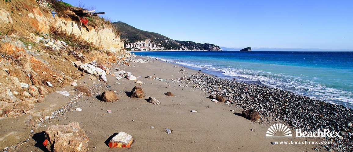 Italien - Liguria -  Spotorno - Strand Chiariventi