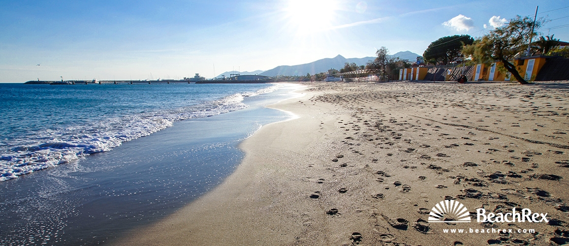 Italy - Liguria -  Pietra Ligure - Beach Pietra
