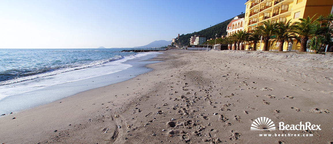 Italia - Liguria -  Borghetto Santo Spirito - Spiaggia Borghetto