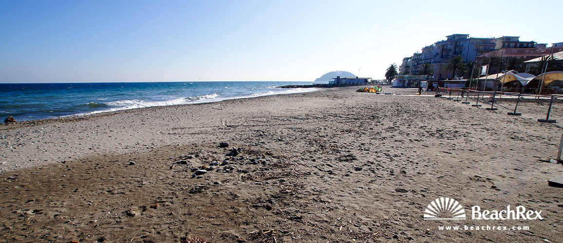 Italien - Liguria -  Albenga - Strand Doria