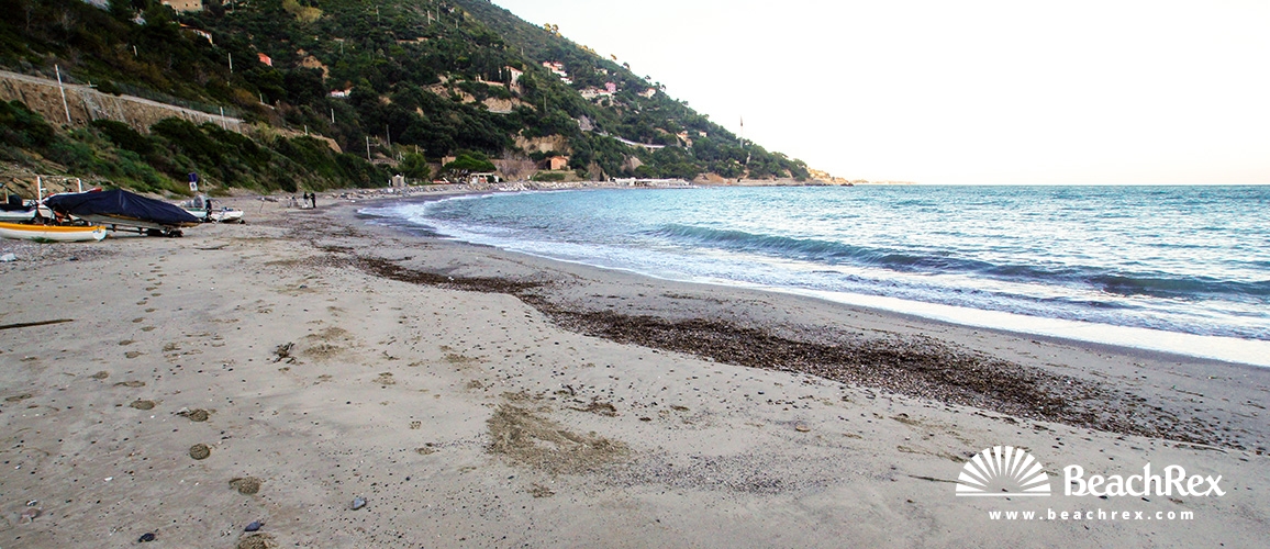 Italy - Liguria -  Alassio - Beach Luca Ferrari