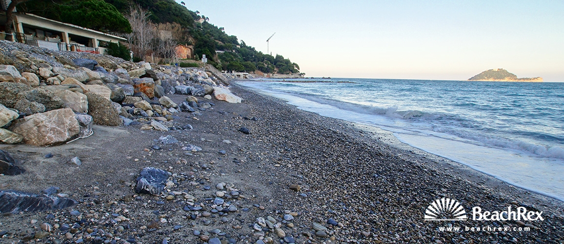 Italy - Liguria -  Alassio - Beach Luca Ferrari
