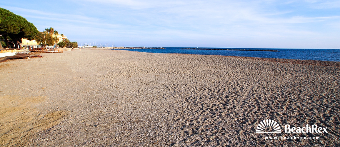 Italy - Liguria -  San Bartolomeo Al Mare - Beach San Bartolomeo