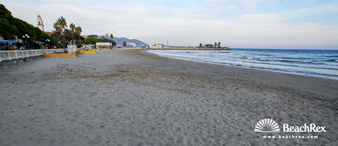 Italy - Liguria -  Diano Marina - Beach Diano