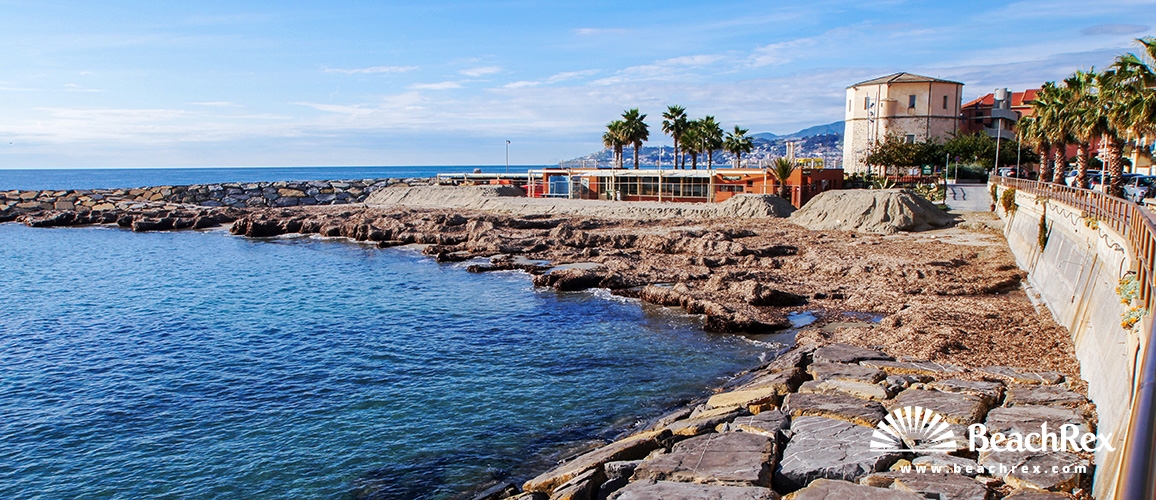 Italy - Liguria -  Santo Stefano al Mare - Beach Albertis
