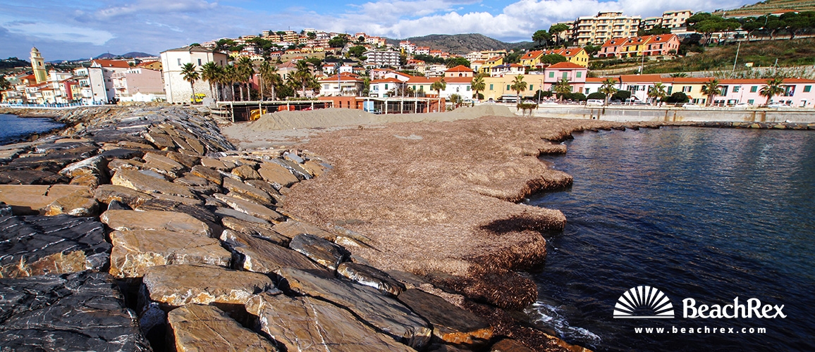 Italy - Liguria -  Santo Stefano al Mare - Beach Albertis