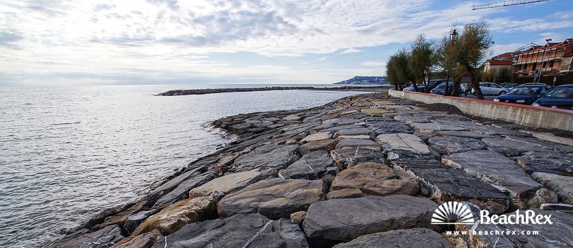 Italy - Liguria -  Riva Ligure - Beach Riva