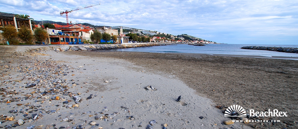 Italy - Liguria -  Riva Ligure - Beach Riva