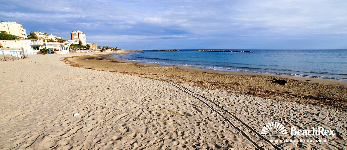 Italy - Liguria -  Bussana - Beach Bussana