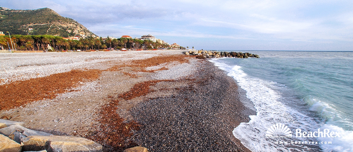 Italy - Liguria -  Ventimiglia - Beach Roya