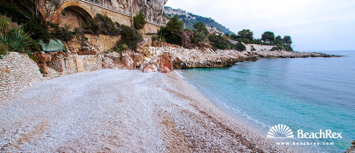 Italia - Liguria -  Grimaldi - Spiaggia Balzi Rossi