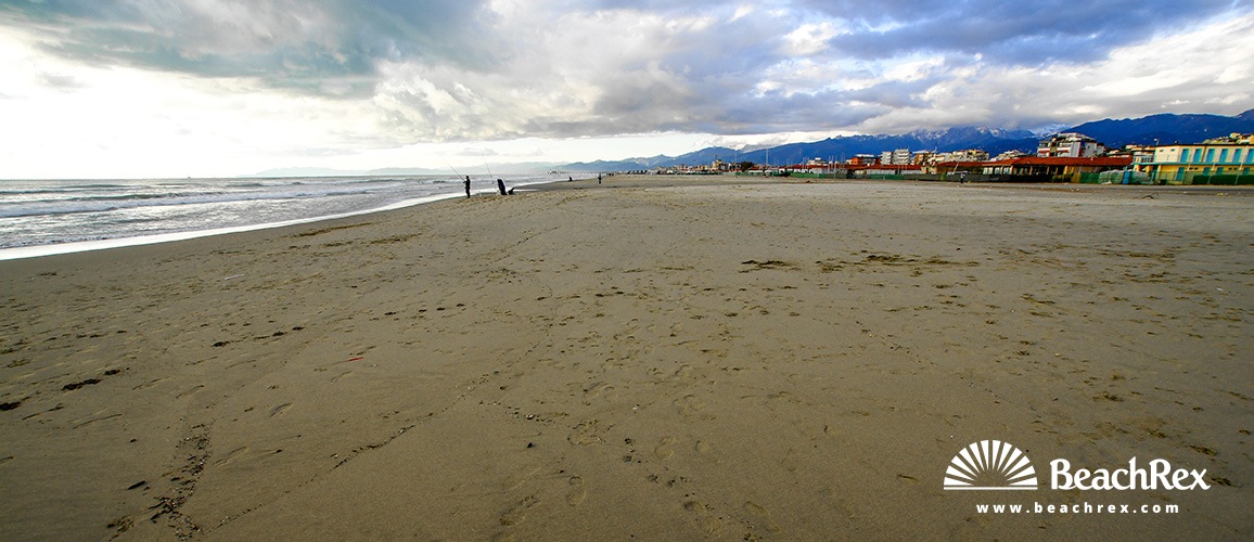 Italy - Toscana -  Viareggio - Beach Viareggio